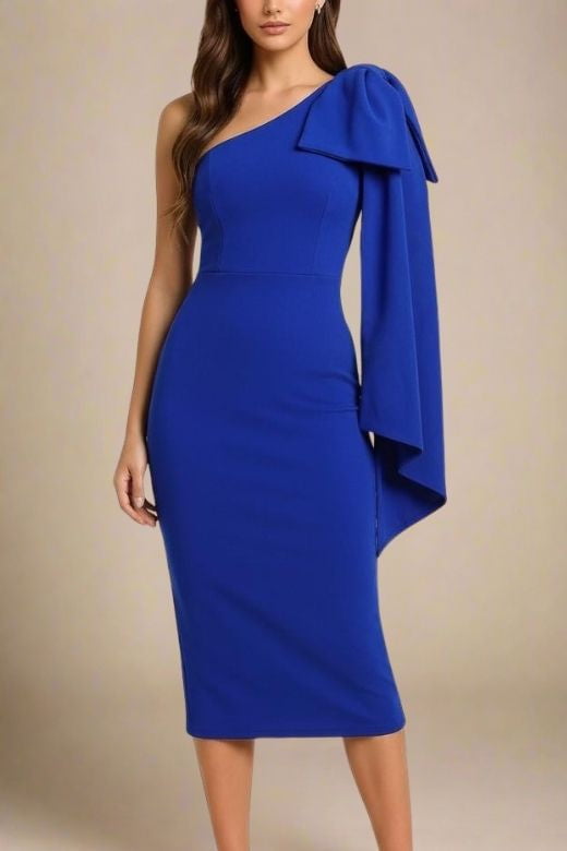 Woman wearing a figure flattering Lela Long Sleeve Bandage Midi Dress - Royal Blue BODYCON COLLECTION