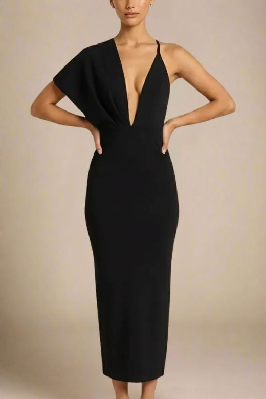 Woman wearing a figure flattering  Blake Bandage Maxi Dress - Classic Black BODYCON COLLECTION