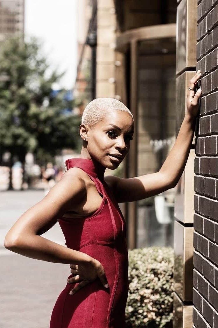Woman wearing a figure flattering  Lea Bandage Midi Dress - Red Wine Bodycon Collection